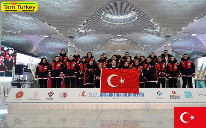 چهارمین تیم تحقیقاتی ترکیه عازم قطب جنوب شد