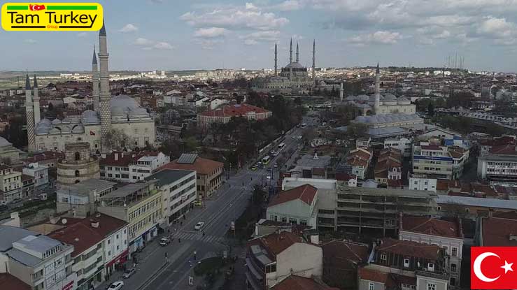 استانبولی ها با ترس از زلزله به سمت Edirne حرکت می کنند